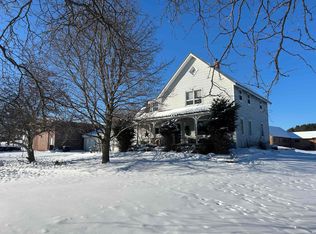 5779 Finnegan Lake Rd, Gillett, WI 54124