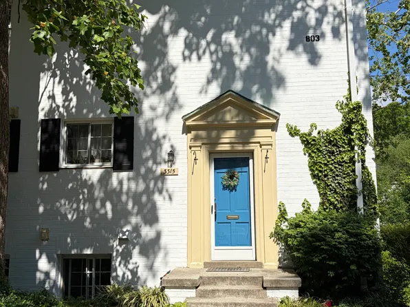 3315 Coryell Ln, Alexandria, VA 22302