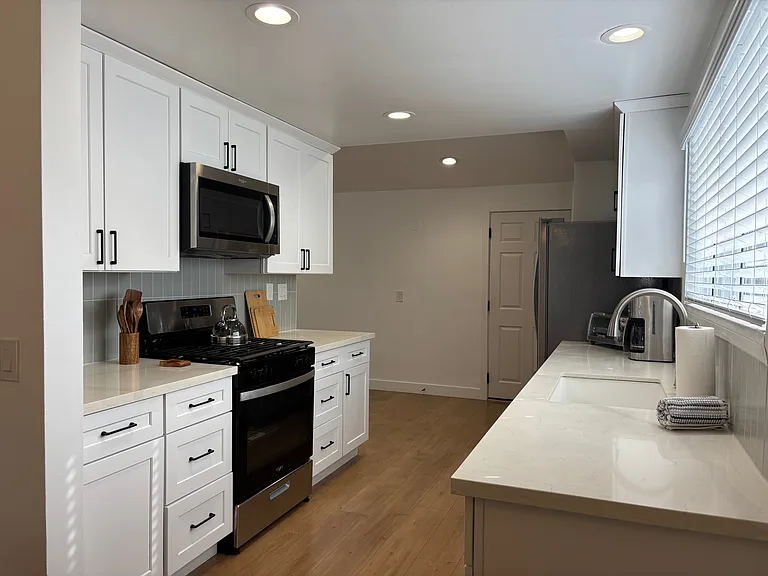 8429 Sunnybrae Ave — Photo 18