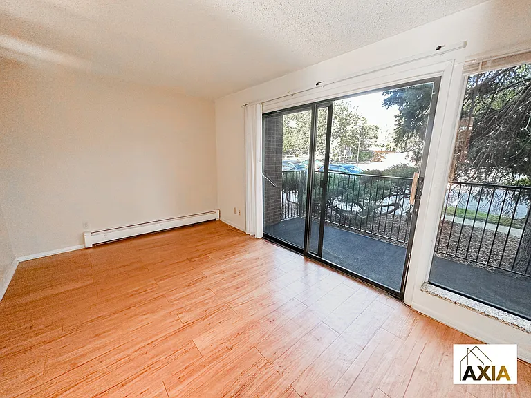 1200 College Ave #106 — Photo 3