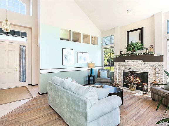 2nd image of 7702 77th Ave NE