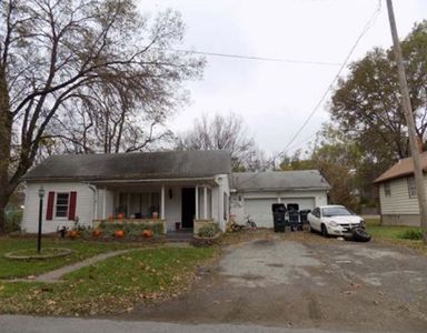 227 N 4th St, Lawrence, KS, 66044