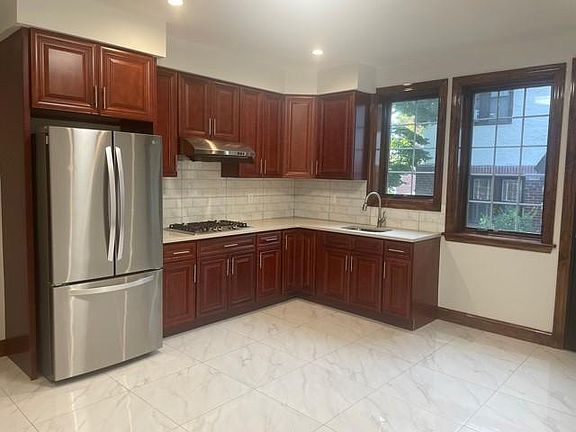 4th image of 4328 220th St #1R