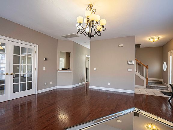 5th image of 1344 Springview Dr