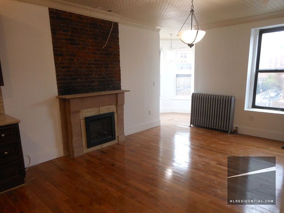 1st image of 294 7th Ave APT 4B