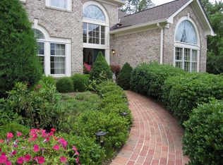 9451 Deramus Farm Ct, Vienna, VA 22182