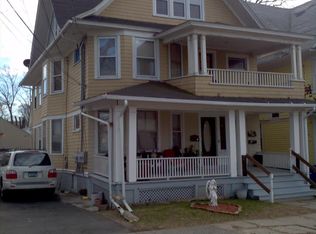 23 Stoehrs Pl FLOOR 1, Bridgeport, CT 06606