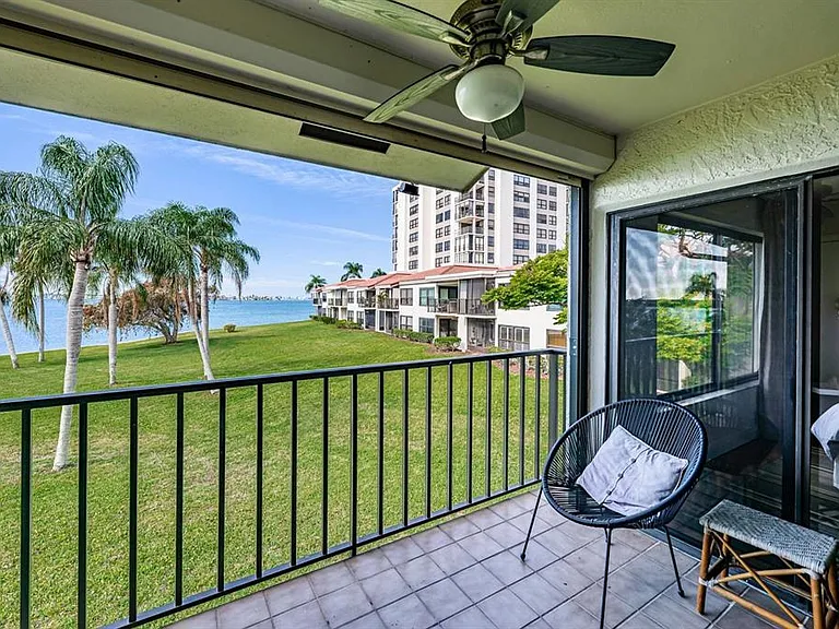 6295 Bahia Del Mar Cir #216 — Photo 12