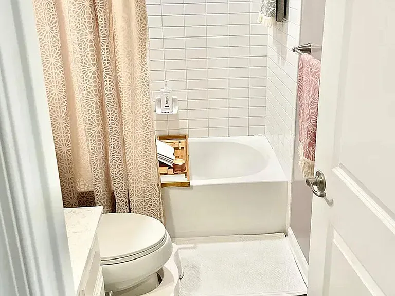 3634 Commodore Joshua Barney Dr NE — Photo 24