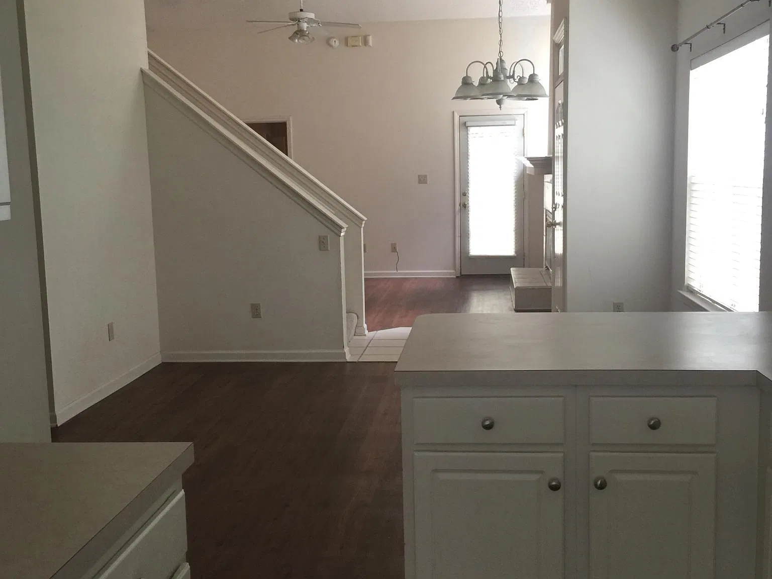 3 bed, 2.5 bath, 1440 sqft, $1,935 — Photo 3