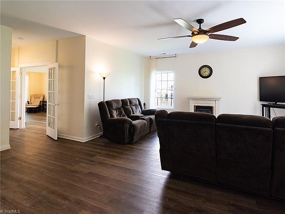 5th image of 1122 Birkdale Dr