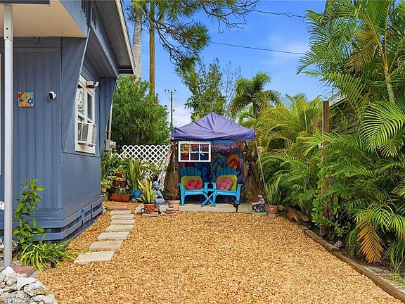 3rd image of 12507 CORTEZ ROAD W #2
