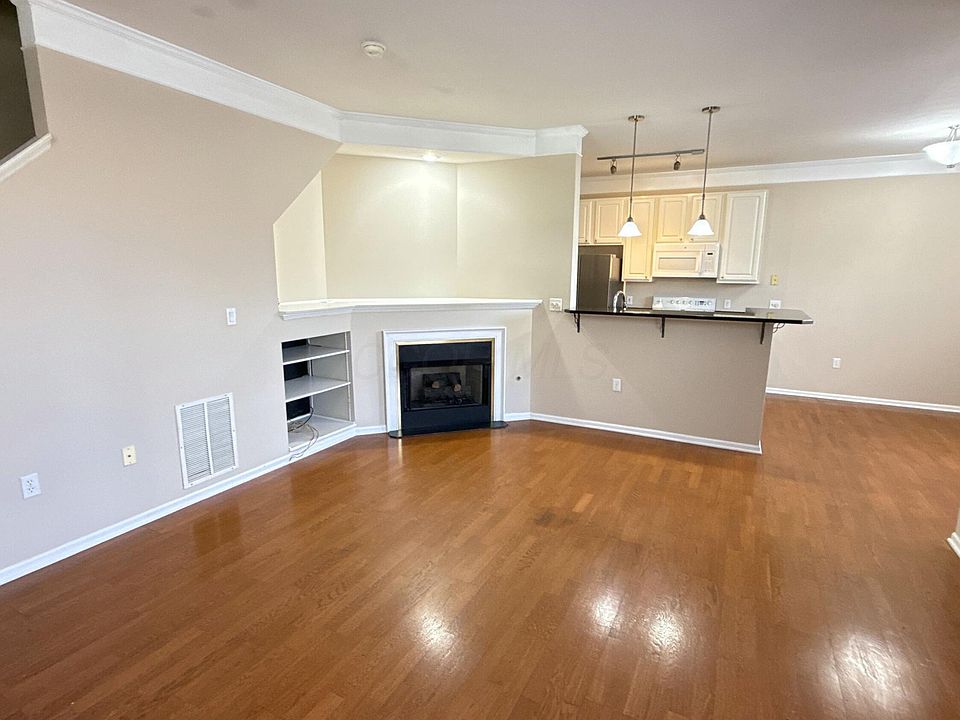 1st image of 6726 Durwood Ln