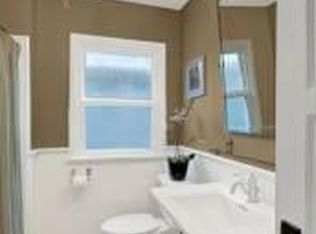 3015 W Howe St, Seattle, WA 98199