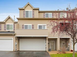 6900 Meadow Grass Ln S, Cottage Grove, MN 55016