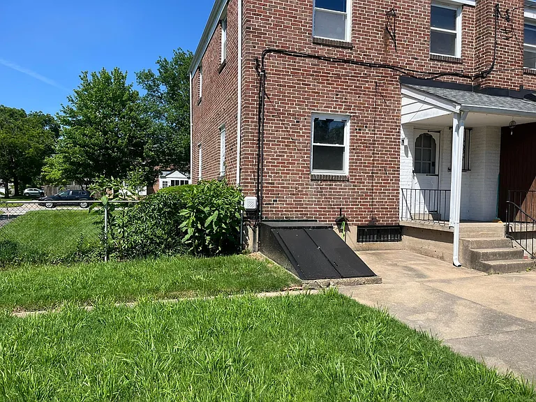 2500 Liberty Pkwy — Photo 29