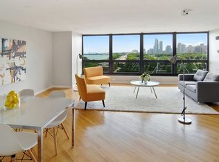 360 E Randolph St APT 602, Chicago, IL 60601