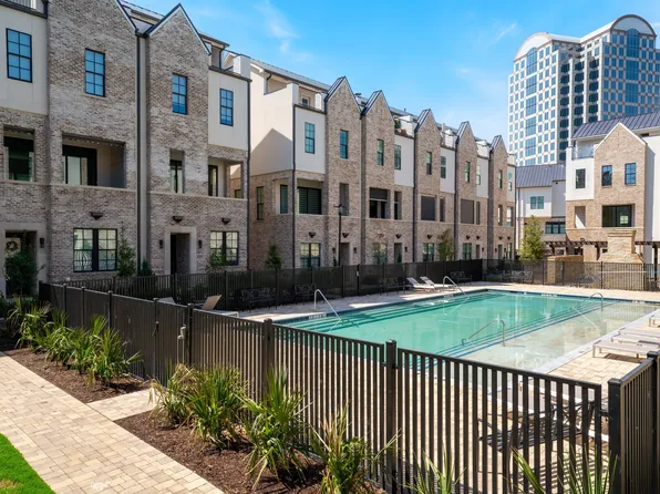 637 Dalton Ln, Irving, TX 75039