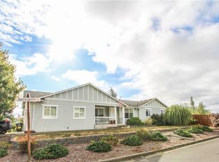 7486 Leeside Dr, Blaine, WA 98230