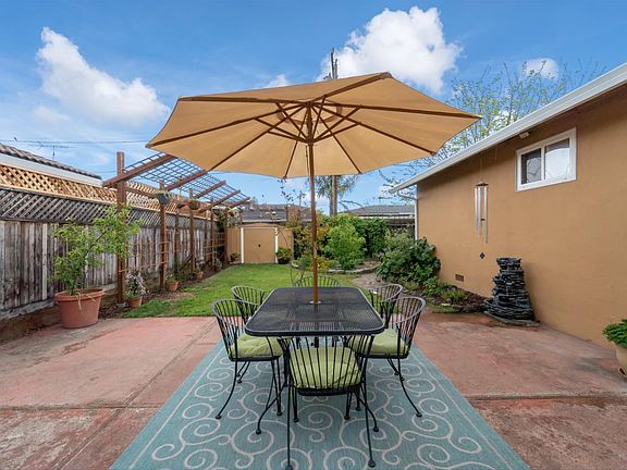 5th image of 4866 Anna Dr