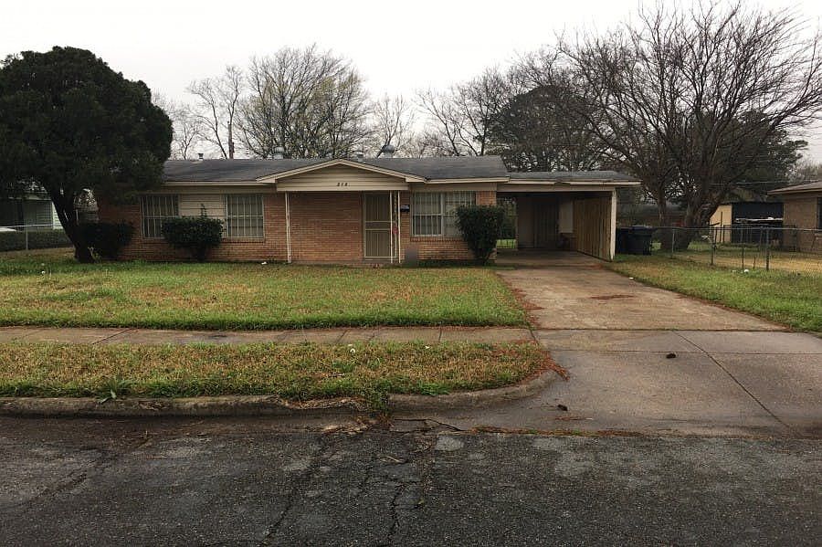 1st image of 219 Satinwood Dr