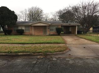 219 Satinwood Dr, Dallas, TX 75217