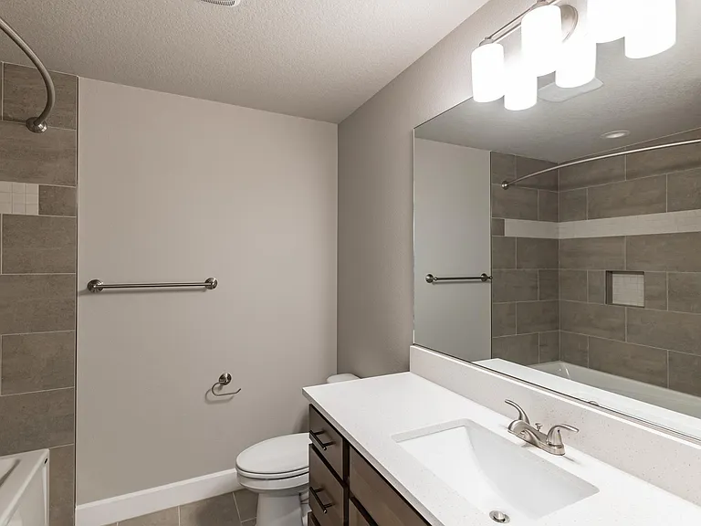 Upstairs Bathroom 2