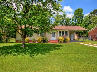 110 Shamrock Dr, Jacksonville, NC 28540