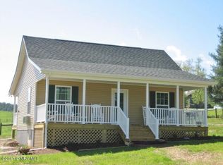 543 Moore Rd NE, Floyd, VA 24091
