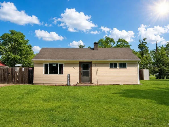 806 Courtney Dr, New Haven, IN 46774