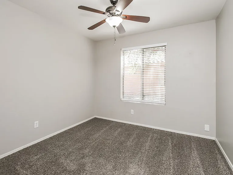 11026 E Delta Ave — Photo 12