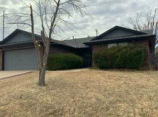 1905 Raquel Rd, Edmond, OK 73003