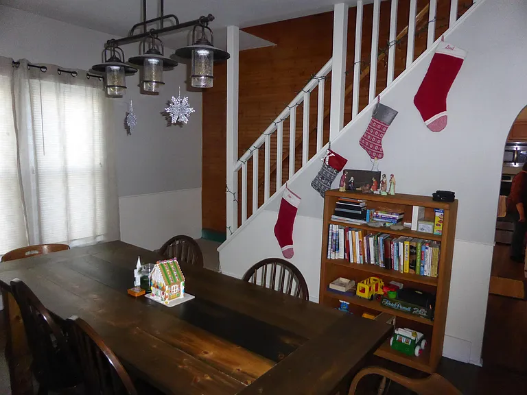 342 Elm St — Photo 23