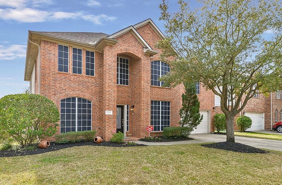 1st image of 19031 Canyon Royal Dr