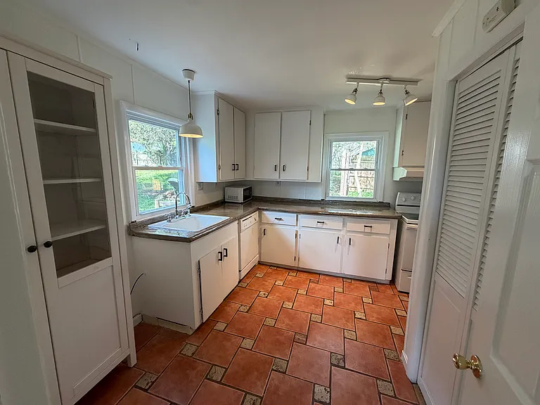 5014 Delaware St — Photo 7