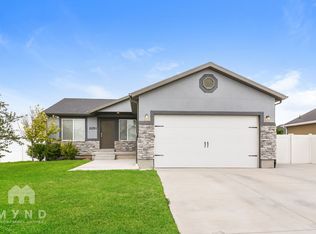 2251 E Maple Dr, Eagle Mountain, UT 84005