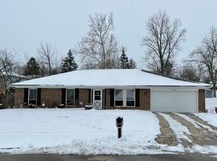 704 Saint Dunston Ct, Dayton, OH 45449