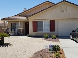 3042 Old Country Ave, Rosamond, CA 93560