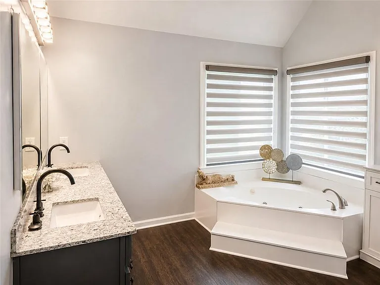 952 Bridgegate Dr NE — Photo 13