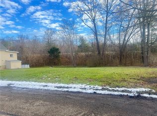 527 S 10th St, Cambridge, OH 43725