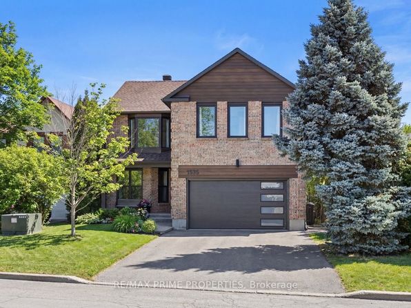 1535 Kamouraska Cir, Ottawa, ON K1C 3J1