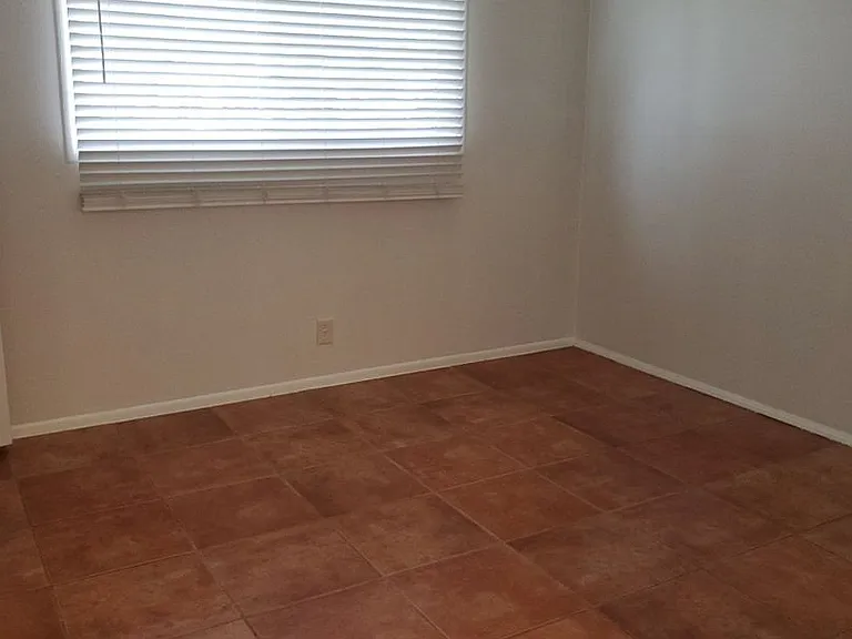 8409 Topanga Canyon Blvd — Photo 34