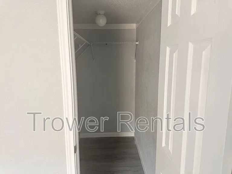 237 Orchard Dr — Photo 18