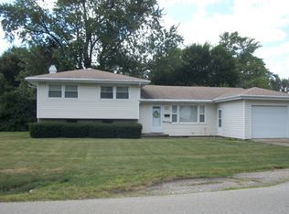 1100 S Vermillion St, Paxton, IL 60957