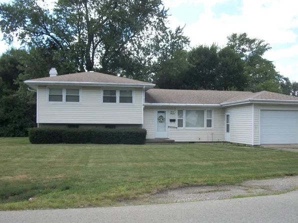 1100 S Vermillion St, Paxton, IL 60957