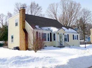 7 Merrow Ln, Stoneham, MA 02180