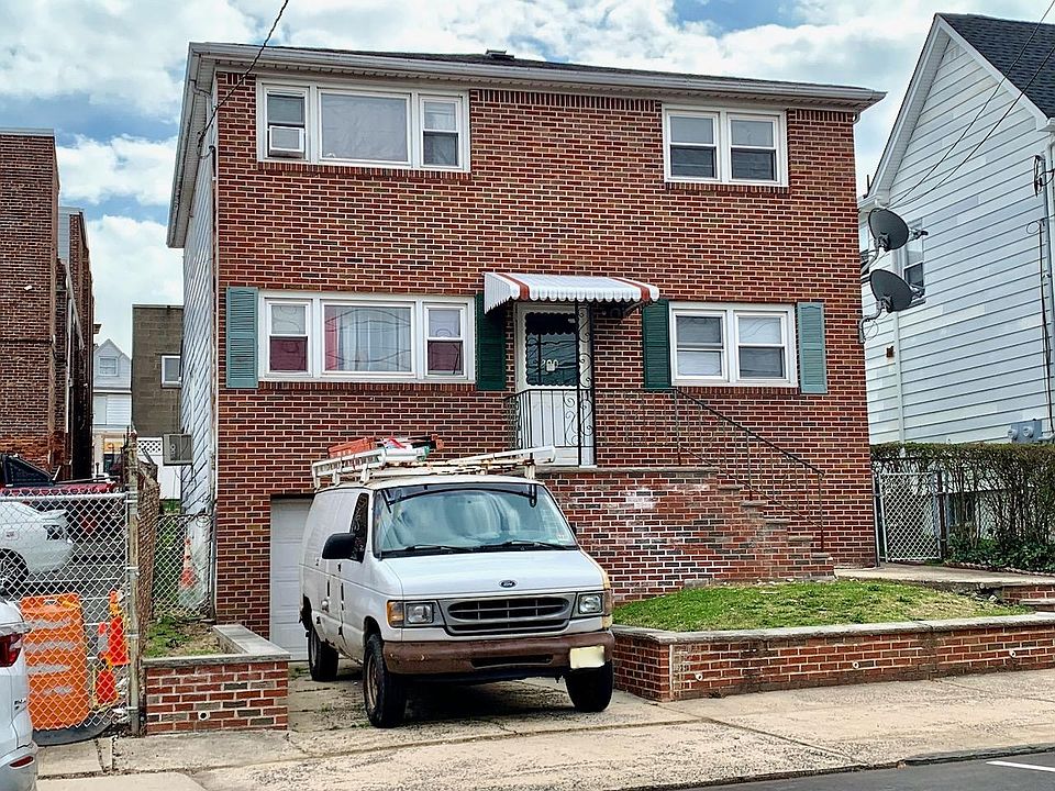 Front Exterior. *No parking included*