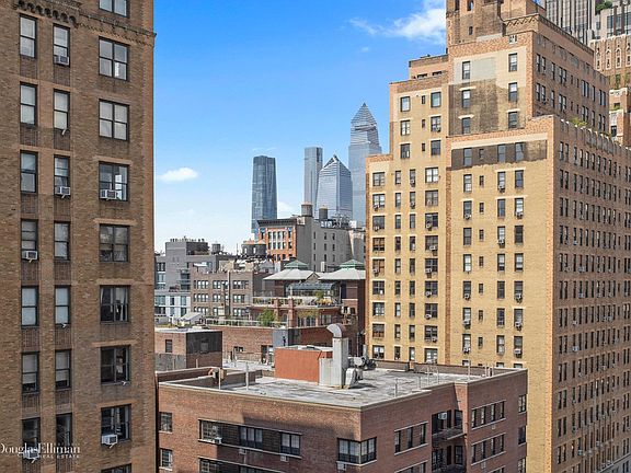3rd image of 77 7th Ave APT 11H