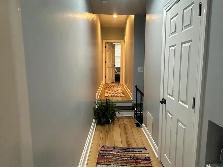 2512 Nicholas St — Photo 16