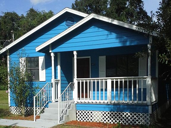 2nd image of 1877 Rosanne St